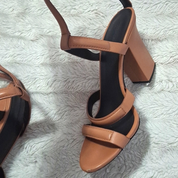 👡 Sandals - Picture 3 of 6